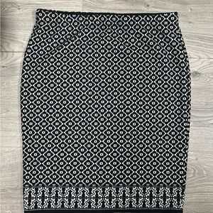 Max Studio stretch Skirt